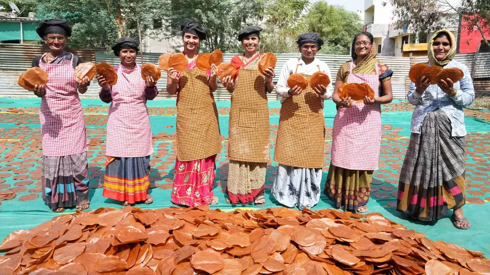 Galary Chhayakart Contact Us Page.1ce386a198f527884d3e